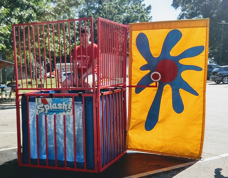 dunk tank