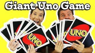 1/UNO  giant cards game