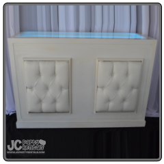 WHITE BAR WITH LIGHTS WITH TUFTED PANEL
